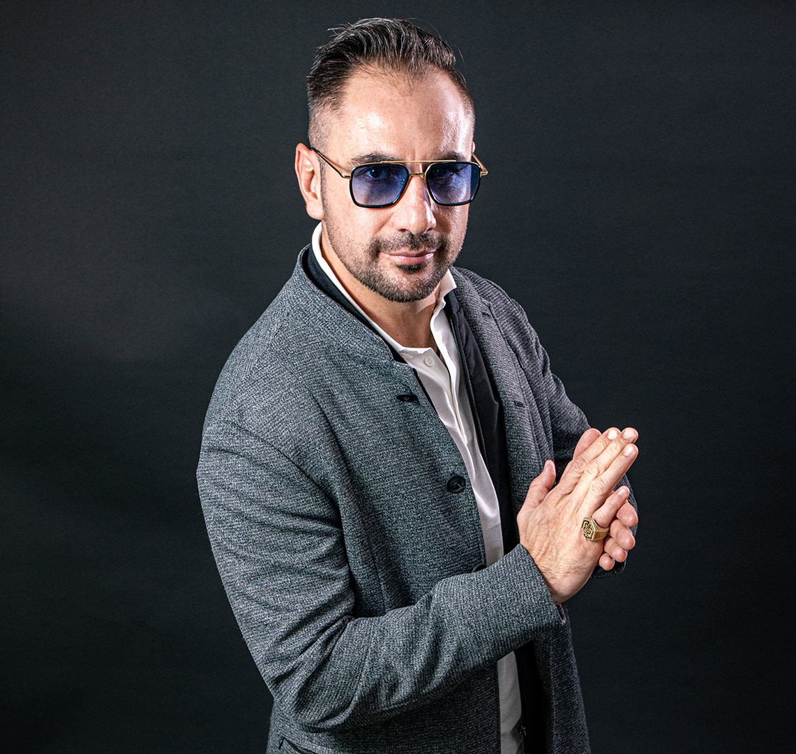 IVAN VELEZ